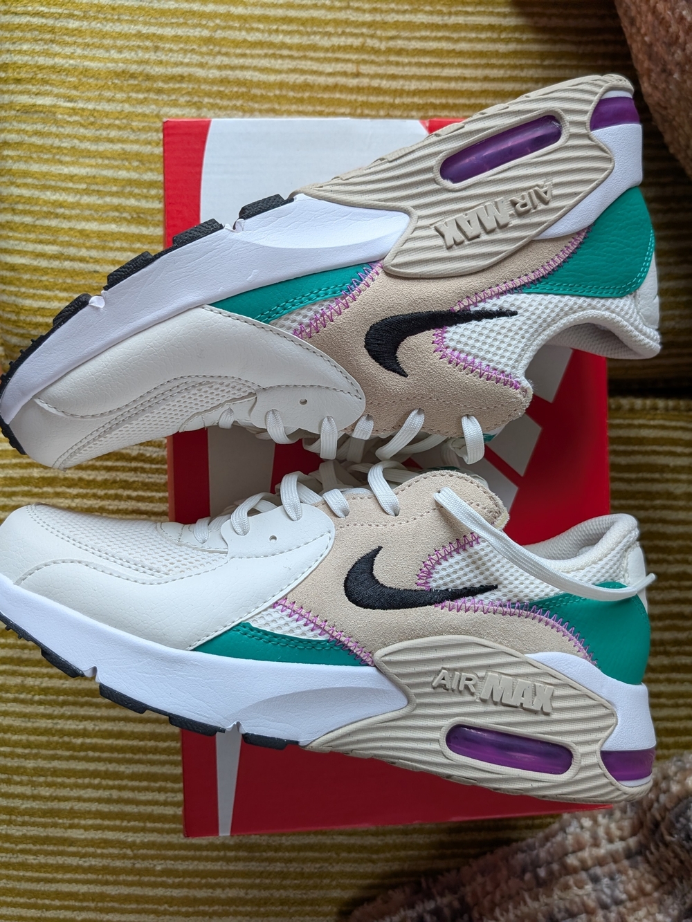 Nike Air Max Excee - Picture 7 of 9